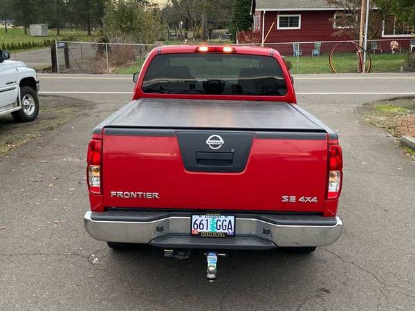 2009 Nissan Frontier Crew Cab SE Pickup 4D 6 ft - cars & trucks - by... for sale in Dallas, OR – photo 6
