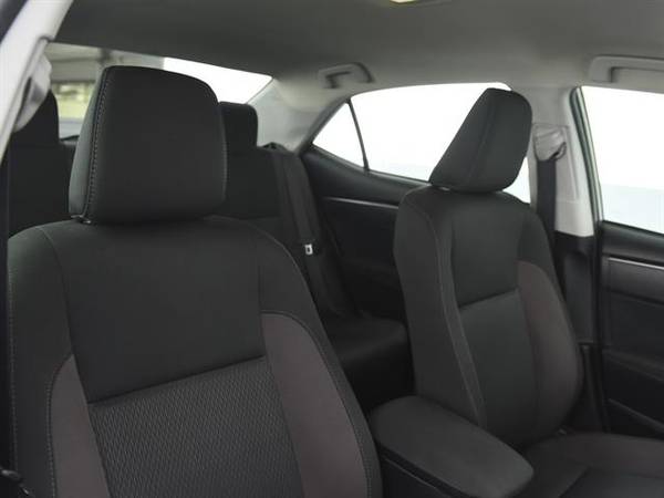 2017 Toyota Corolla LE Sedan 4D sedan Gray - FINANCE ONLINE for sale in Memphis, TN – photo 5