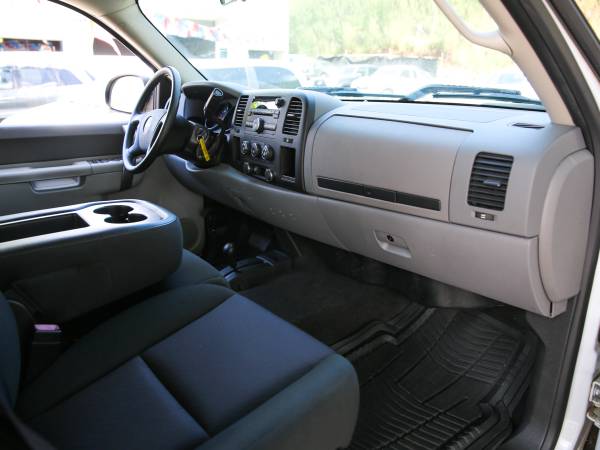 2012 Chevy Silverado Crew Cab 4WD, V8, LOW Miles, All Power for sale in Pearl City, HI – photo 24