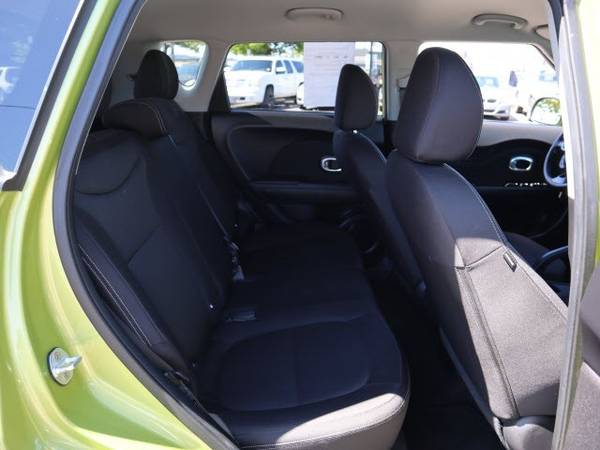 2016 Kia Soul Base Hatchback - - by dealer - vehicle for sale in Eugene, OR – photo 14