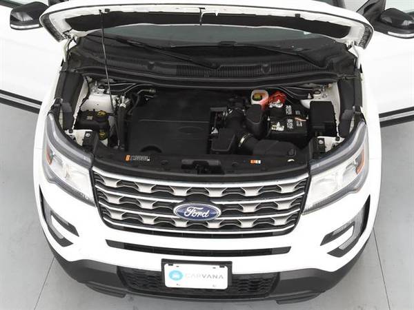 2017 Ford Explorer XLT Sport Utility 4D suv WHITE - FINANCE ONLINE for sale in Atlanta, FL – photo 4