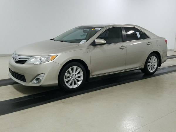 2014 Toyota Camry XLE Hybrid - - by dealer - vehicle for sale in Portland, ME – photo 3