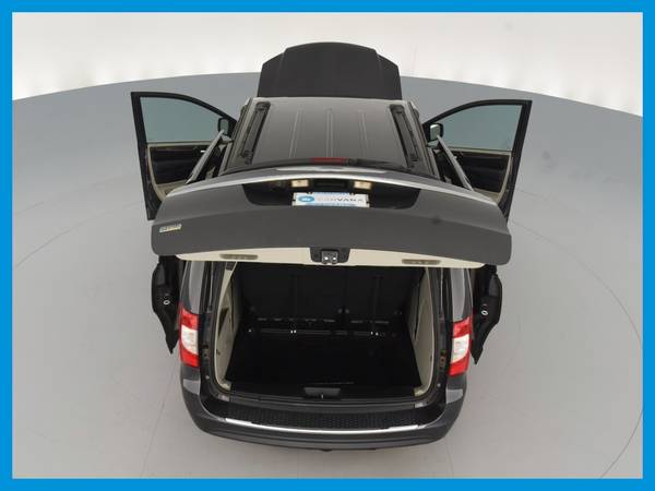 2016 Chrysler Town and Country Touring Minivan 4D van Black for sale in Other, OR – photo 18