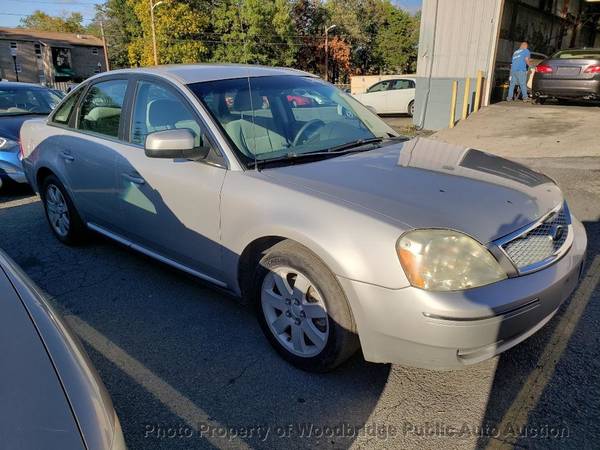 2007 *Ford* *Five Hundred* *4dr Sedan SEL FWD* Silve - cars & trucks... for sale in Woodbridge, District Of Columbia – photo 2