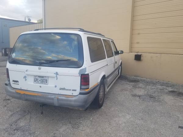 1993 Dodge Caravan for sale in San Antonio, TX – photo 4
