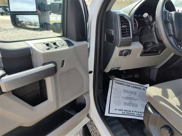 2018 Ford F-250SD XLT - - by dealer - vehicle for sale in Chillicothe, OH – photo 11
