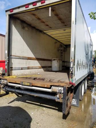 2010 international 7500 6 wheeler for sale in Peotone, IL – photo 6