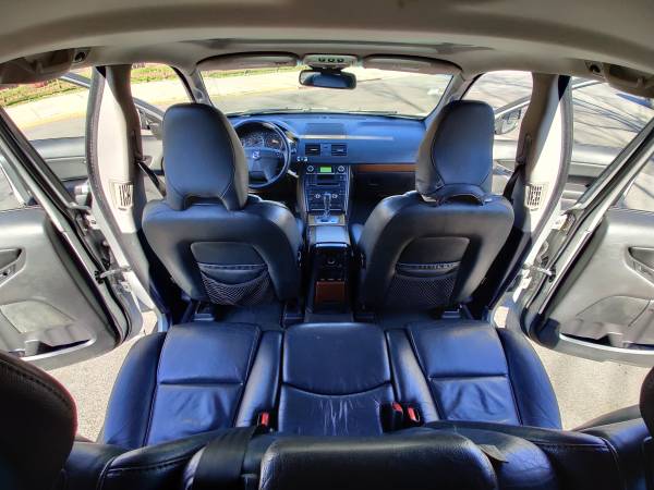 2009 Volvo XC90 AWD 3 row seats - cars & trucks - by owner - vehicle... for sale in Brooklyn, NY – photo 12