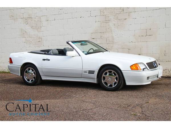 This SL600 has a Classic look! Power Soft Top! Get this V-12 Roadster! for sale in Eau Claire, WI – photo 5