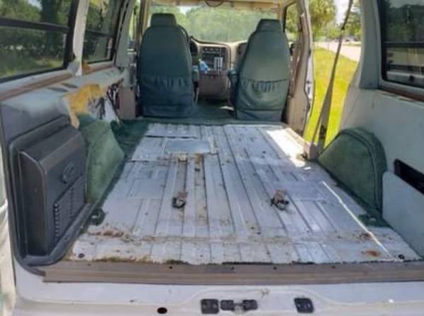 1999 Chevy astro for sale in Oneco, FL – photo 6