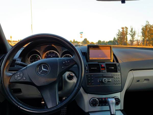 2009 Mercedes Benz C300 with Panoramic Sunroof for sale in Hollister, CA – photo 21