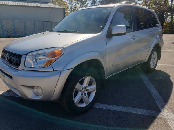 2004 Toyota Rav4 A W D 4Cylinder for sale in Fenton, MO – photo 3
