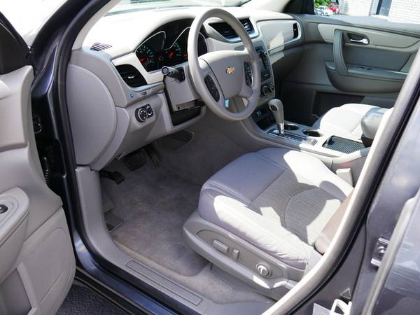 2014 Chevrolet Traverse LS for sale in Menomonie, WI – photo 6