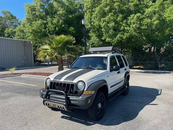 2006 JEEP LIBERTY SPORT 4X4 - - by dealer - vehicle for sale in Sarasota, FL – photo 2