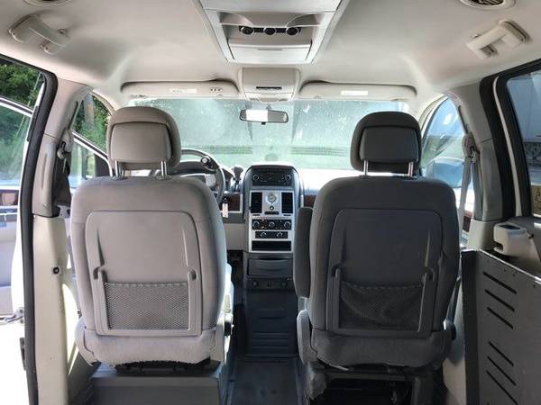 2010 Chrysler Town and Country Handicap Accessible Wheelchair Van for sale in Dallas, CA – photo 13