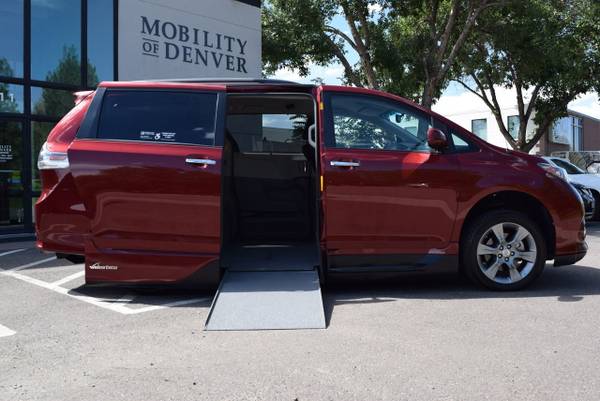 2014 Toyota Sienna 5dr 8-Passenger Van V6 SE FWD - cars & for sale in Denver , CO – photo 16