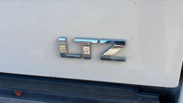 2015 Chevrolet Silverado 1500 4WD Crew Cab 143 5 LTZ w/2LZ - cars & for sale in Reno, NV – photo 9