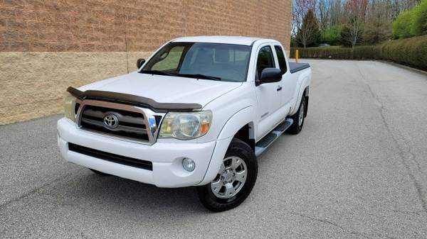 2009 Toyota Tacoma PreRunner - - by dealer - vehicle for sale in Georgetown, KY – photo 11