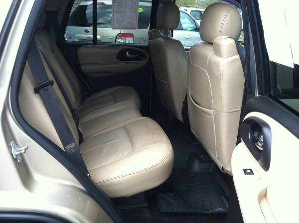 2005 Chevrolet TrailBlazer 4-Door - - by dealer for sale in Columbia, PA – photo 9
