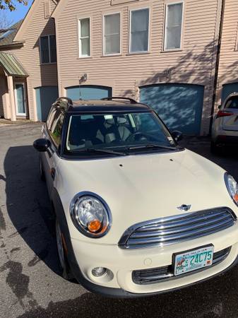 2011 Mini Cooper Clubman - cars & trucks - by owner - vehicle... for sale in Nashua, NH – photo 2