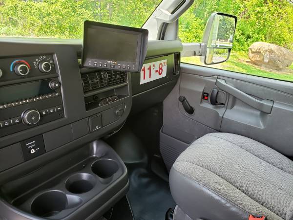 2016 Chevy Express 3500 Box truck for sale in Manchester, PA – photo 7