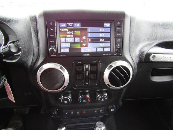 2015 Jeep Wrangler Unlimited/4WD 4dr Sahara - - by for sale in New Glarus, WI – photo 13