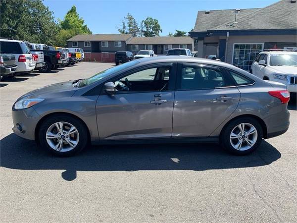 2014 Ford Focus SE 4dr Sedan - cars & trucks - by dealer - vehicle... for sale in Albany, OR – photo 2