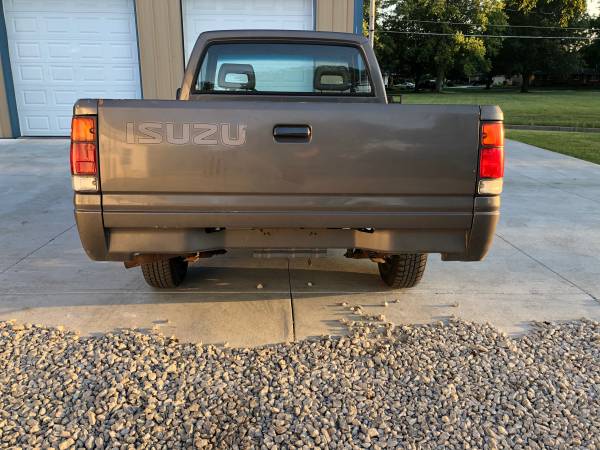 1992 Isuzu Pick-up truck - - by dealer - vehicle for sale in Lincoln, NE – photo 3