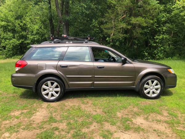 📲 2008 SUBARU OUTBACK "PREMIUM" * RARE 5 SPEED MANUAL * LOADED *CLEAN for sale in Stratford, CT – photo 9