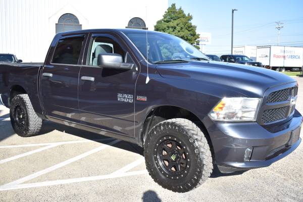 2013 Ram 1500 **Sharp Truck** - cars & trucks - by dealer - vehicle... for sale in Harrisonburg, VA – photo 7