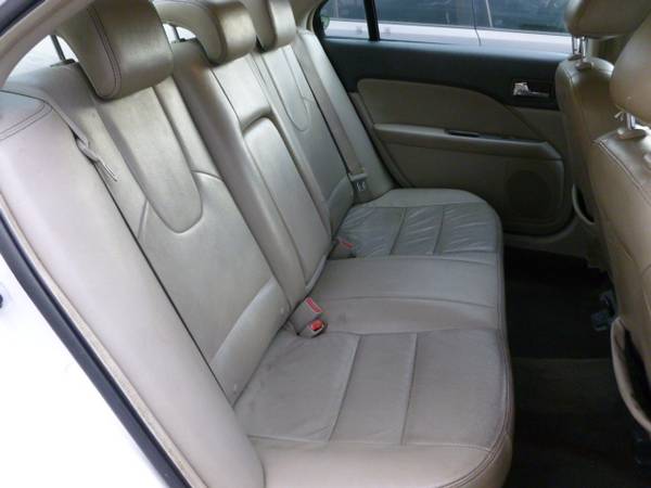 2010 Ford Fusion Hybrid LIKE NEW! Leather! Navigation! for sale in Tallahassee, FL – photo 19