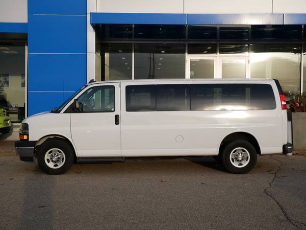 2019 Chevrolet Express Passenger LT 6 0 15 passenger for sale in Saint Paul, MN – photo 7