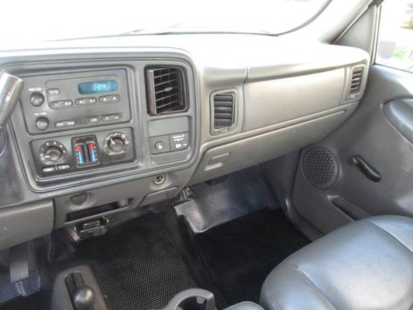 2007 Chevrolet Silverado 3500 Classic REG. CAB 4X4 GAS, CAB CHASSIS... for sale in south amboy, KY – photo 12