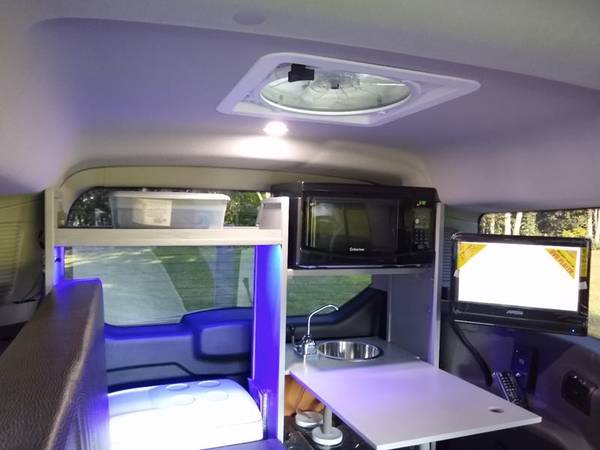 Mini-T Camper Van 2019 (black) Garageable Microwave solar wifi for sale in Lake Crystal, CA – photo 11