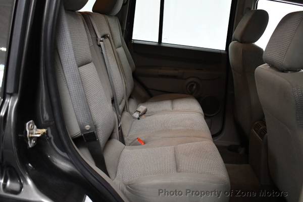 2006 *Jeep* *Commander* *4dr 4WD* GRAY - cars & trucks - by dealer -... for sale in Addison, IL – photo 21