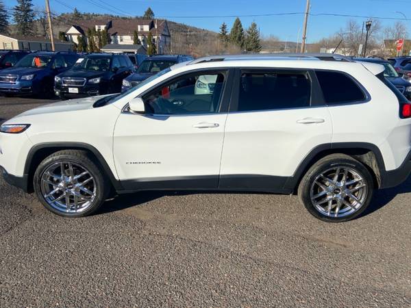2016 Jeep Cherokee 4WD 4dr 83K Miles Cruise Loaded Up Nice Jeep -... for sale in Duluth, MN – photo 3