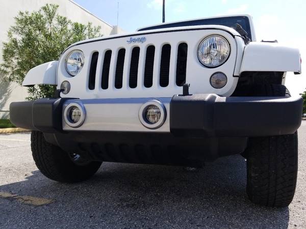 2015 Jeep Wrangler Sahara~ HARD TOP~ 4X4~ GREAT COLOR~ AUTO~ FINANCE... for sale in Sarasota, FL – photo 11