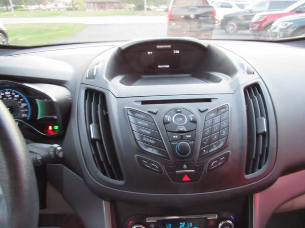 2015 Ford C-Max Hybrid SE - cars & trucks - by dealer - vehicle... for sale in Rockford, IL – photo 22