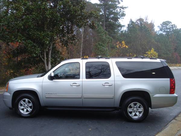 12 GMC Yukon XL SLT 4WD Well Equipped X-Clean! - cars & trucks - by... for sale in Raleigh, NC – photo 8
