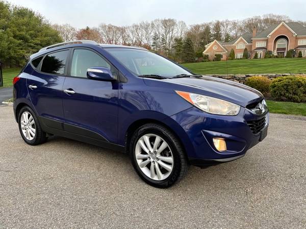 2012 HYUNDAI TUSCON LIMITED AWD! - - by dealer for sale in Northborough, MA – photo 10