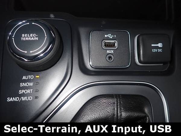 2019 Jeep Cherokee Latitude - - by dealer - vehicle for sale in Perham, MN – photo 10