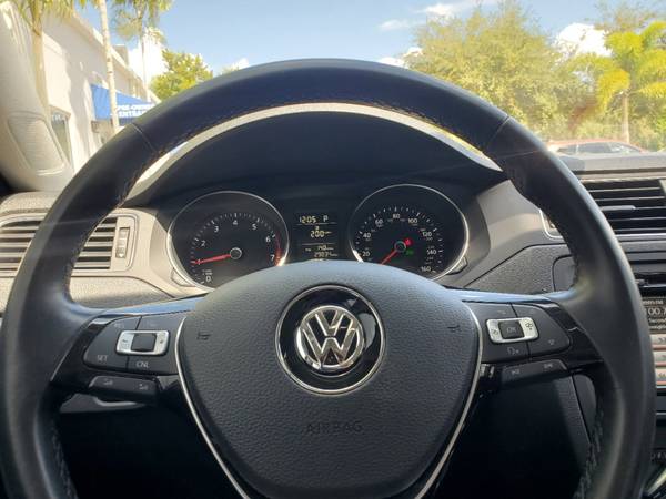 2015 *Volkswagen* *Jetta Sedan* *SE with Connectivity for sale in Coconut Creek, FL – photo 8