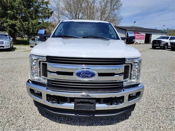 2018 Ford F-250SD XLT - - by dealer - vehicle for sale in Chillicothe, OH – photo 2