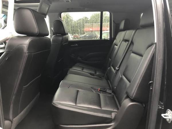 2019 Chevrolet Suburban 4WD 4dr 1500 LT for sale in Fort Gratiot, MI – photo 10