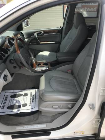 **LEATHER!! 2010 Buick Enclave FWD 4dr CXL w/2XL for sale in Chesaning, MI – photo 7