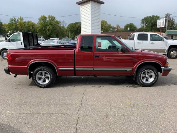 ★★★ 2001 Chevrolet S-10 Pickup ★★★ for sale in Grand Forks, ND – photo 5