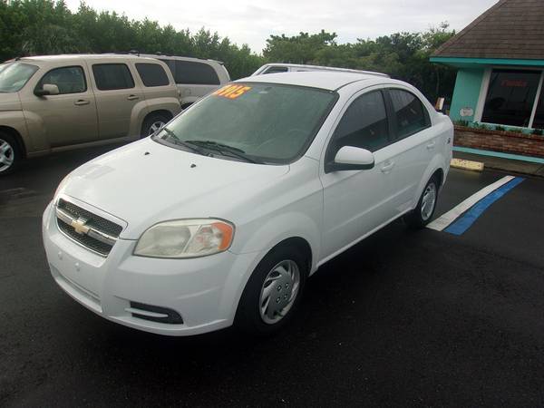 2011 Chevrolet aveo lt [ low miles ] - cars & trucks - by owner -... for sale in Port Charlotte, FL – photo 2