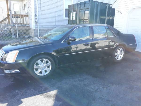 2006 Cadillac Sedan DTS - cars & trucks - by owner - vehicle... for sale in East Providence, RI – photo 2