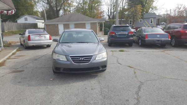 2009 Hyundai Sonata, Runs Great! Cold Air! Gas Saver! ONLY $3950!!!... for sale in New Albany, KY – photo 3