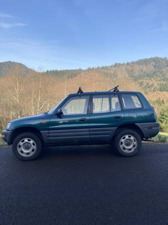 1997 Toyota RAV4 with Clean Title: Used Car Tillamook - cars &... for sale in Tillamook, OR – photo 2